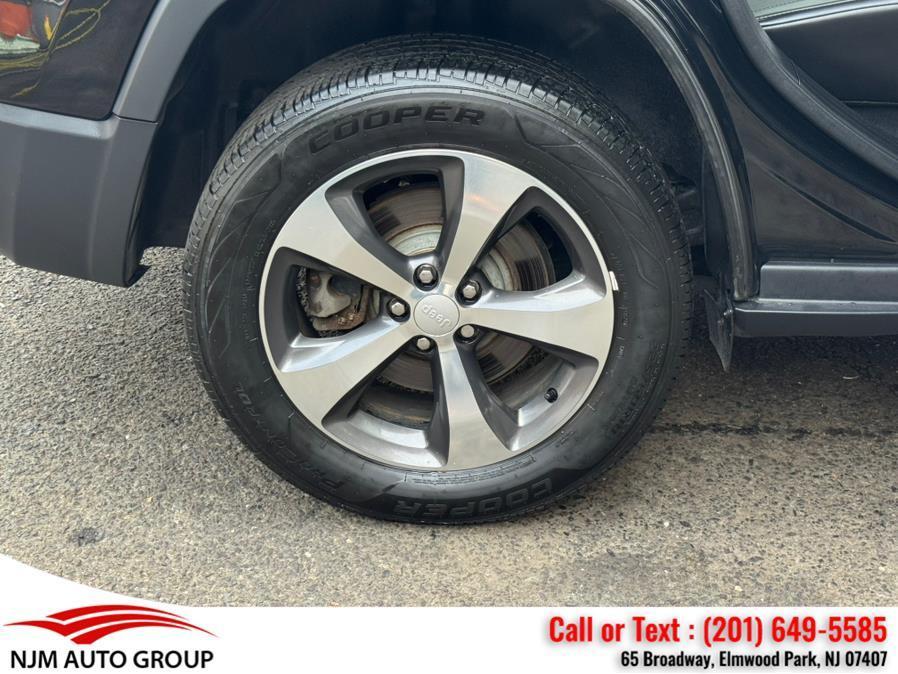 used 2019 Jeep Cherokee car, priced at $11,850