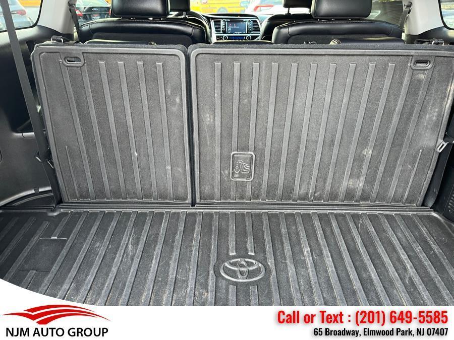 used 2017 Toyota Highlander car, priced at $18,985