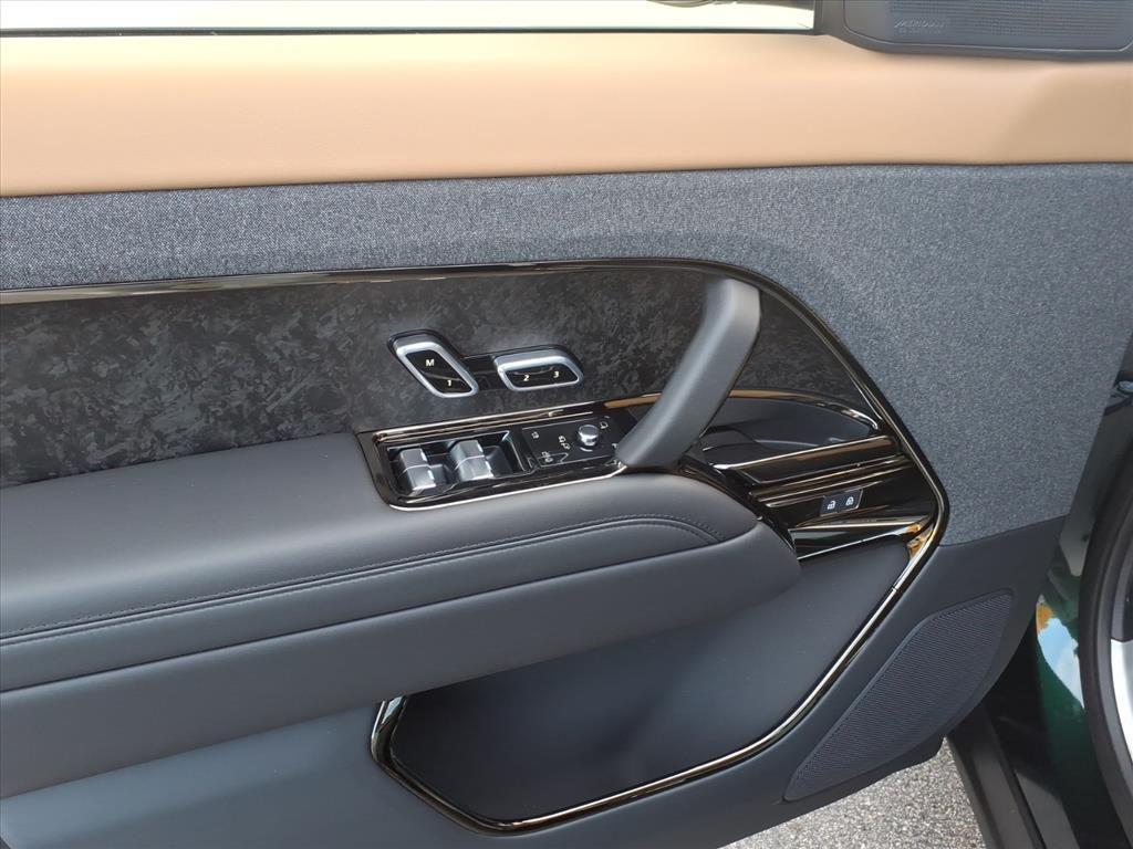 new 2025 Land Rover Range Rover Sport car, priced at $122,055