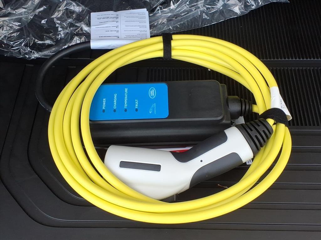 new 2025 Land Rover Range Rover Sport car, priced at $122,055