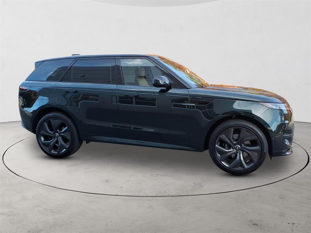 new 2025 Land Rover Range Rover Sport car, priced at $122,055