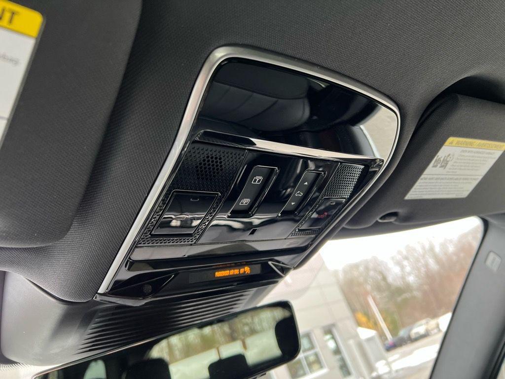 used 2023 Land Rover Range Rover car, priced at $99,950