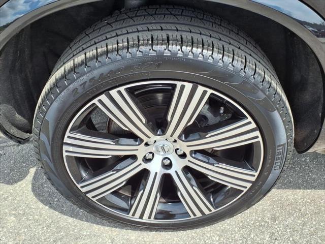 used 2022 Volvo XC90 Recharge Plug-In Hybrid car, priced at $47,888