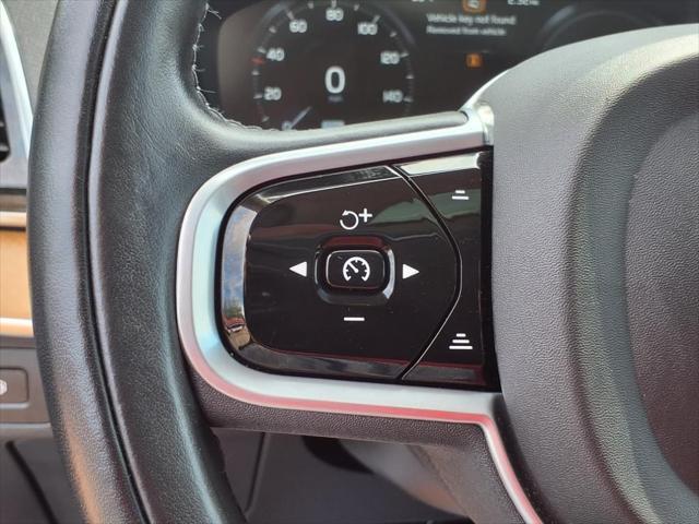 used 2022 Volvo XC90 Recharge Plug-In Hybrid car, priced at $47,888