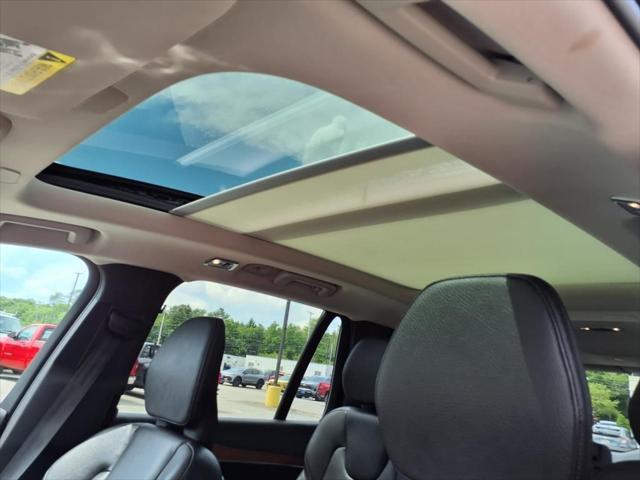used 2022 Volvo XC90 Recharge Plug-In Hybrid car, priced at $47,888