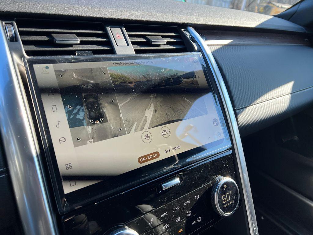 new 2025 Land Rover Discovery car, priced at $63,888