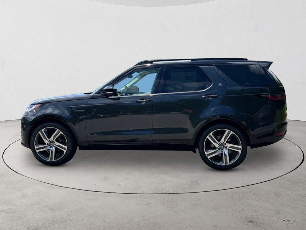 new 2025 Land Rover Discovery car, priced at $87,078