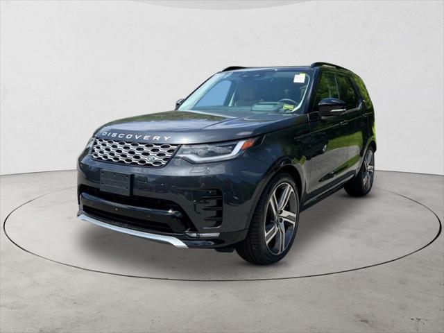 new 2025 Land Rover Discovery car, priced at $87,078