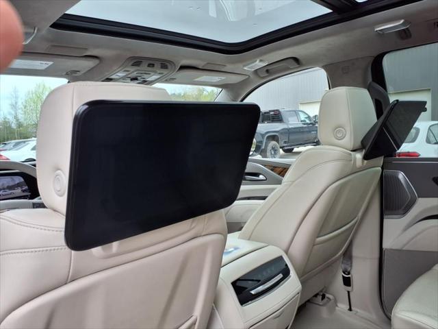 used 2023 Cadillac Escalade ESV car, priced at $82,000