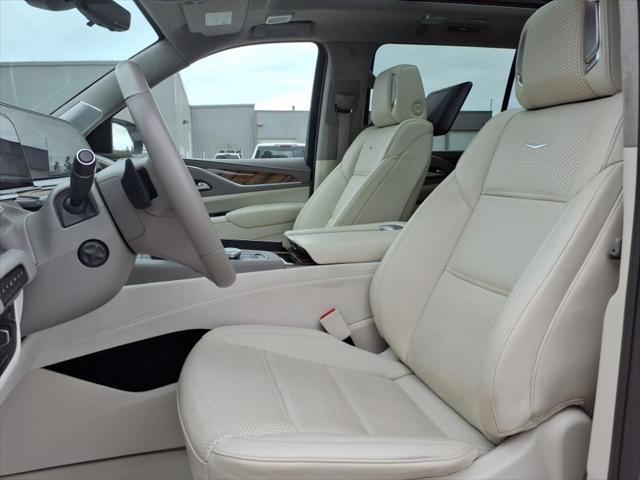used 2023 Cadillac Escalade ESV car, priced at $82,000