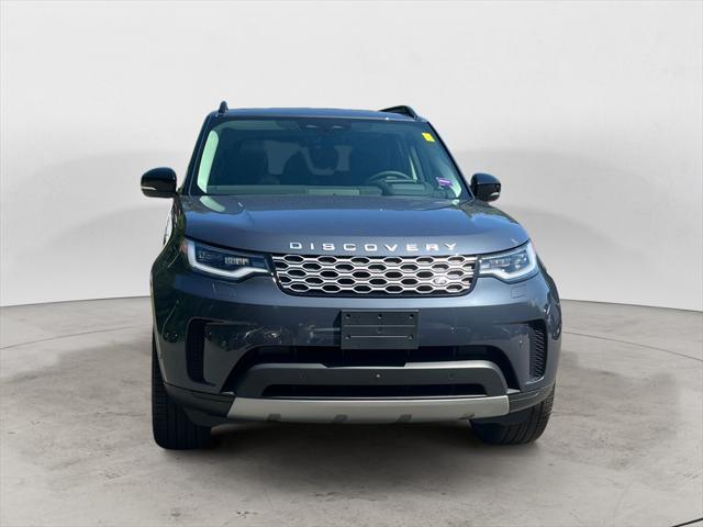 new 2024 Land Rover Discovery car, priced at $70,478