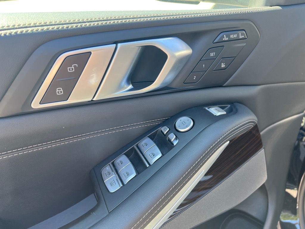 used 2024 BMW X7 car, priced at $59,995