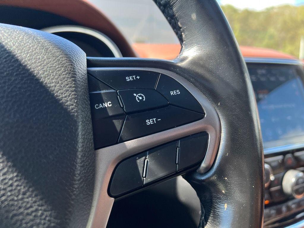 used 2021 Jeep Grand Cherokee car, priced at $23,888