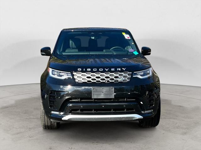 new 2025 Land Rover Discovery car, priced at $88,478