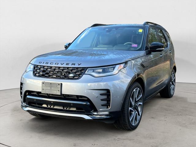 new 2025 Land Rover Discovery car, priced at $80,753