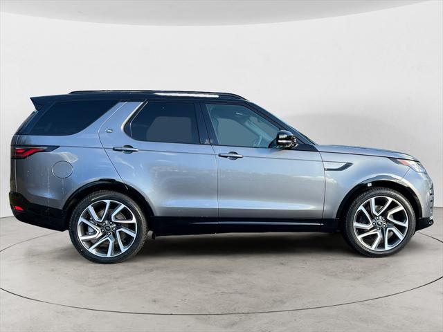 new 2025 Land Rover Discovery car, priced at $80,753