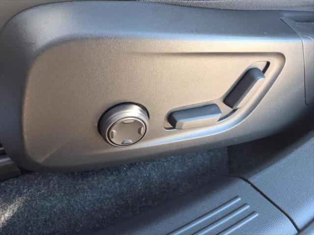 used 2023 Volvo C40 Recharge Pure Electric car, priced at $32,568
