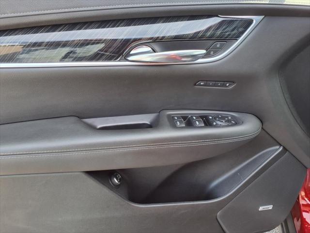 used 2021 Cadillac XT6 car, priced at $32,000