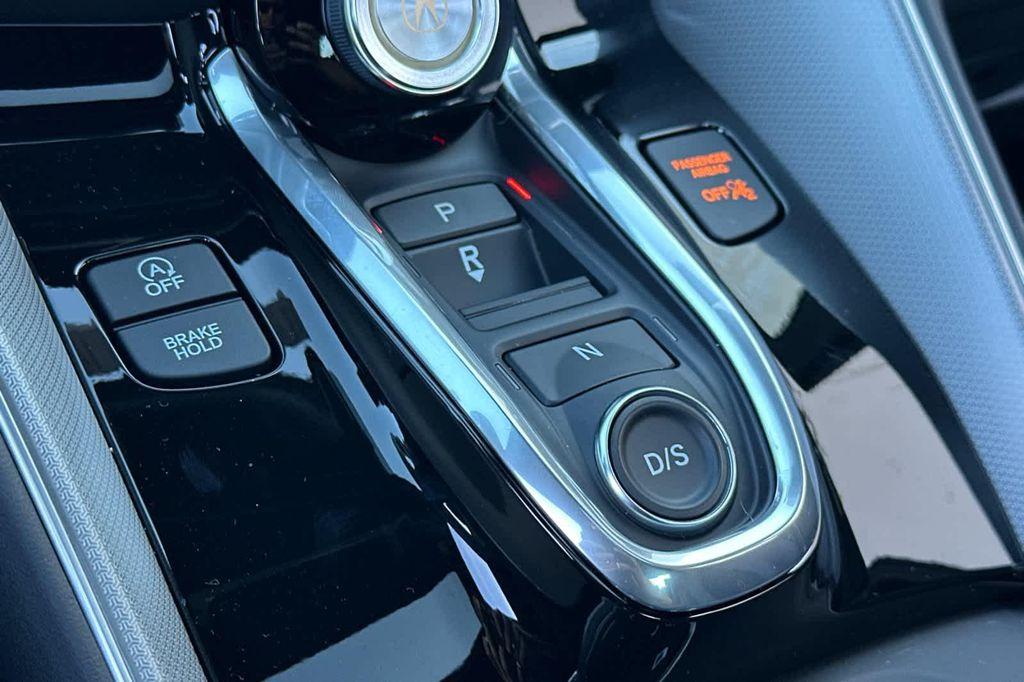 new 2025 Acura TLX car, priced at $50,695