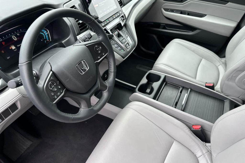 used 2023 Honda Odyssey car, priced at $36,988