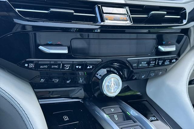 new 2025 Acura MDX car, priced at $70,250