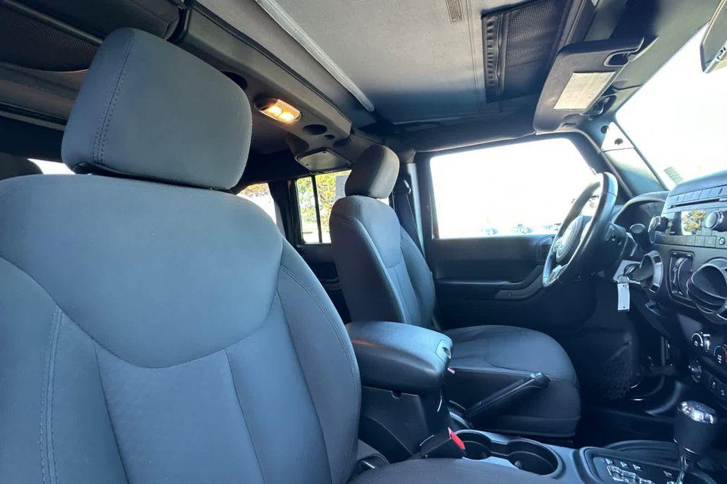 used 2016 Jeep Wrangler Unlimited car, priced at $22,900