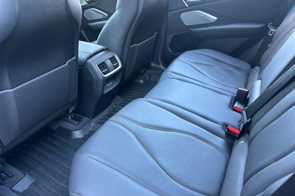 used 2024 Acura RDX car, priced at $41,500