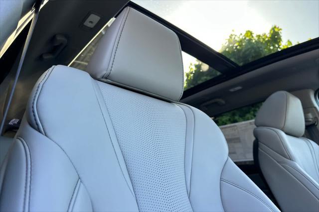 new 2025 Acura MDX car, priced at $56,740