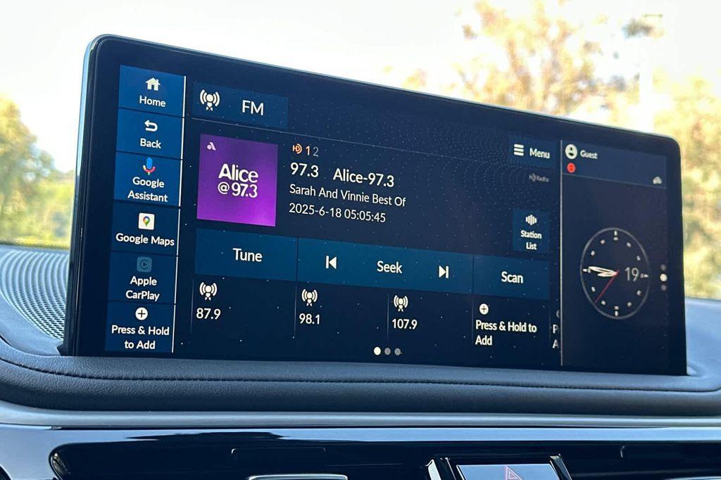 new 2025 Acura MDX car, priced at $58,650