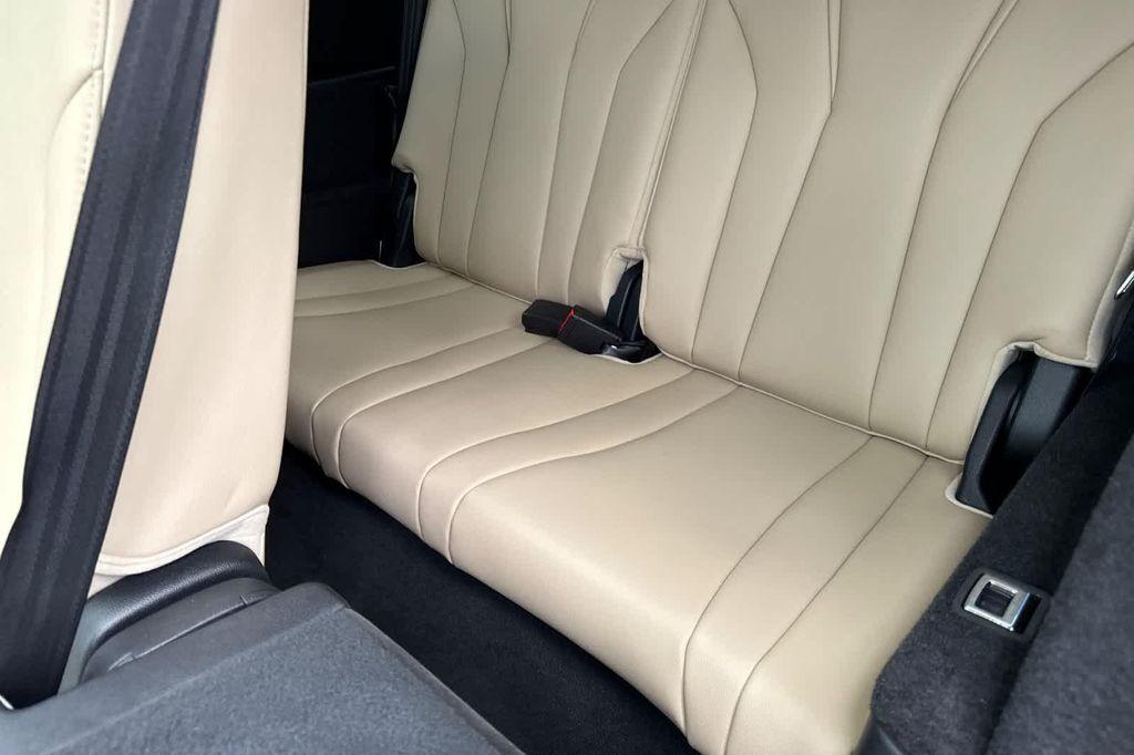 used 2025 Acura MDX car, priced at $47,700