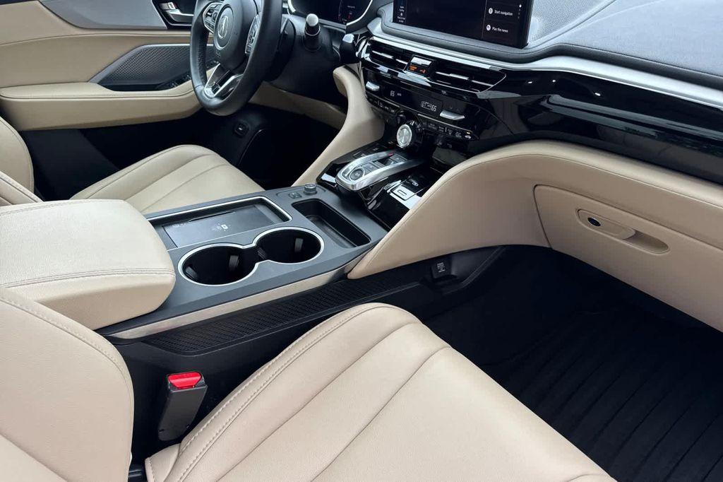 used 2025 Acura MDX car, priced at $47,700