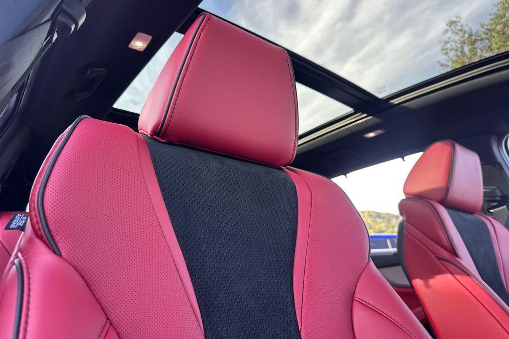 new 2025 Acura MDX car, priced at $62,250