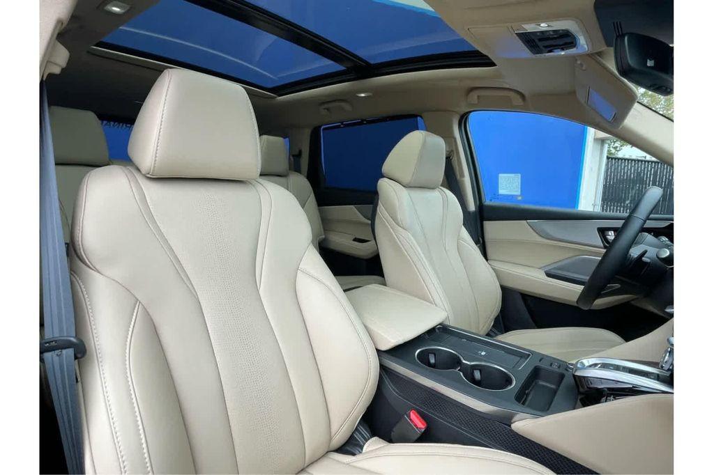 used 2025 Acura MDX car, priced at $54,800