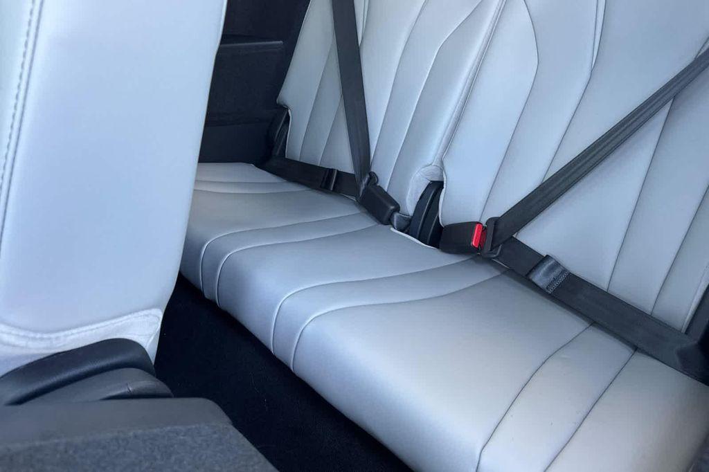 new 2026 Acura MDX car, priced at $58,550