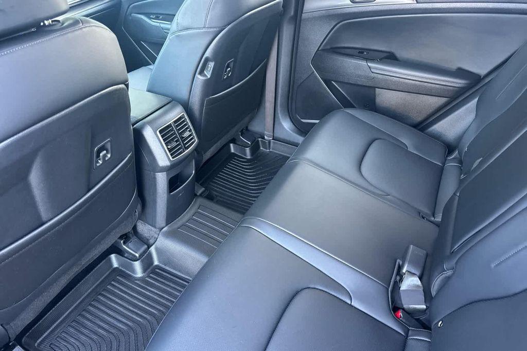 used 2025 Kia Sportage Hybrid car, priced at $30,988
