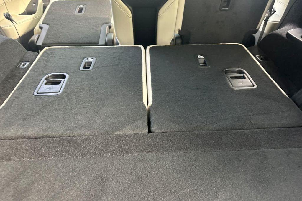 new 2025 Acura MDX car, priced at $68,750