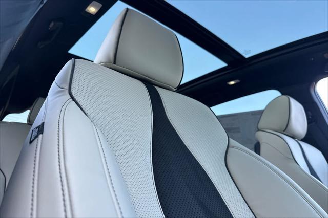 new 2025 Acura RDX car, priced at $52,250