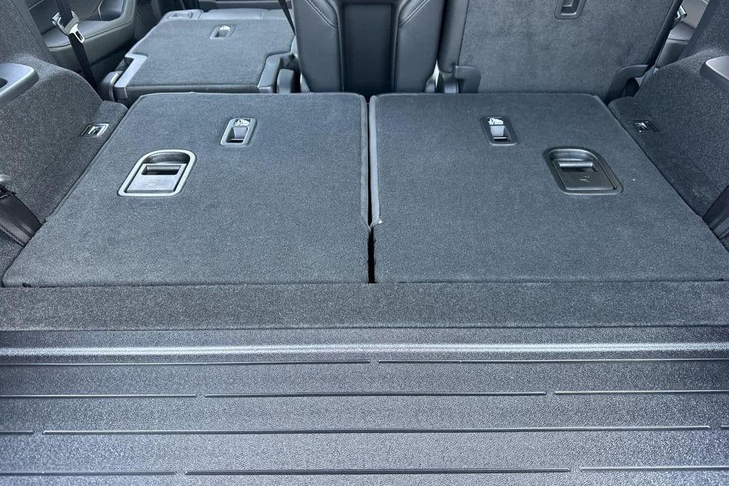 new 2025 Acura MDX car, priced at $53,980