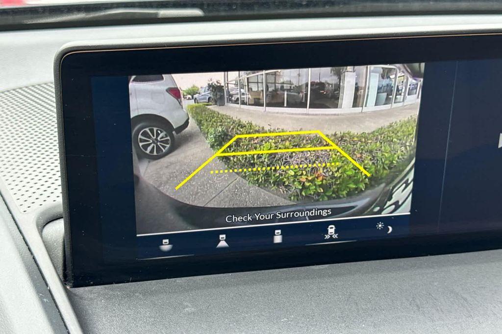 used 2024 Acura RDX car, priced at $37,800