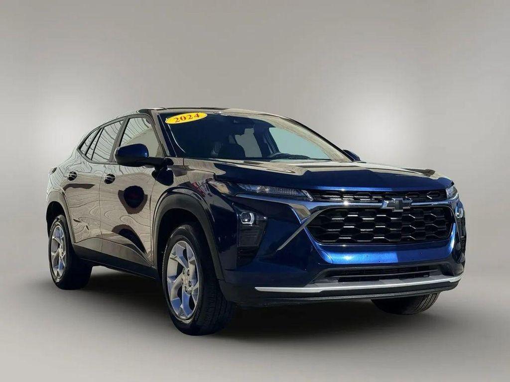 used 2024 Chevrolet Trax car, priced at $18,445