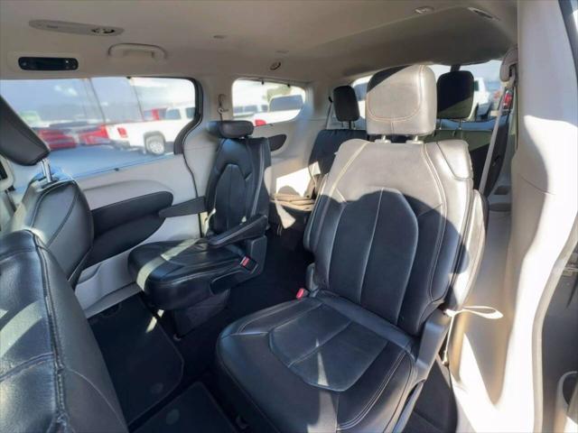 used 2020 Chrysler Pacifica car, priced at $19,995