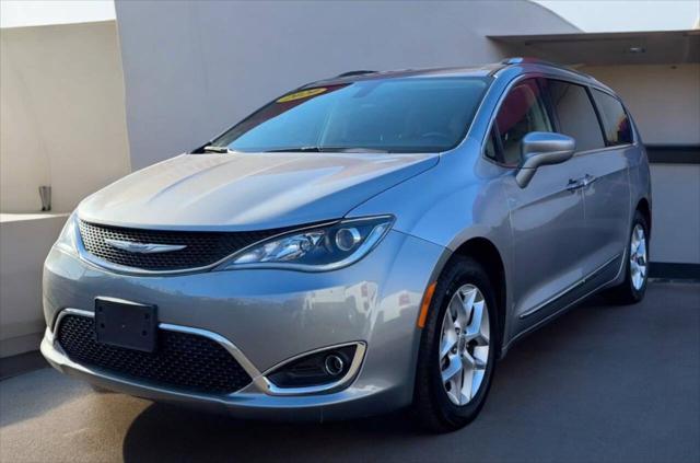 used 2020 Chrysler Pacifica car, priced at $19,995