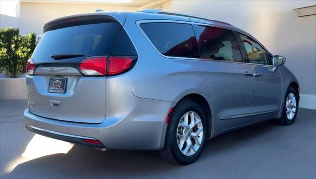 used 2020 Chrysler Pacifica car, priced at $19,995