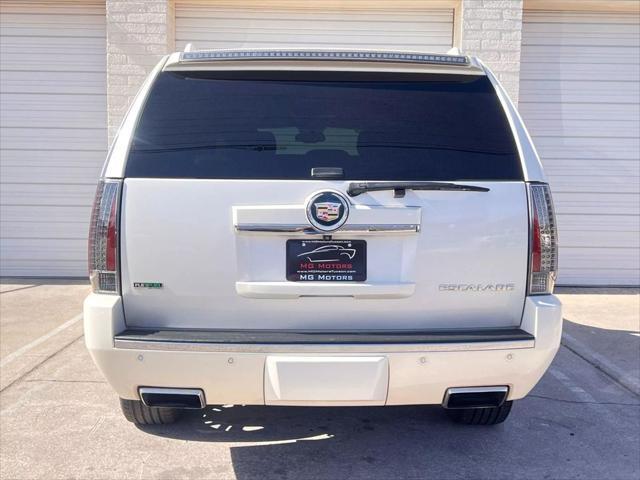used 2012 Cadillac Escalade ESV car, priced at $14,995