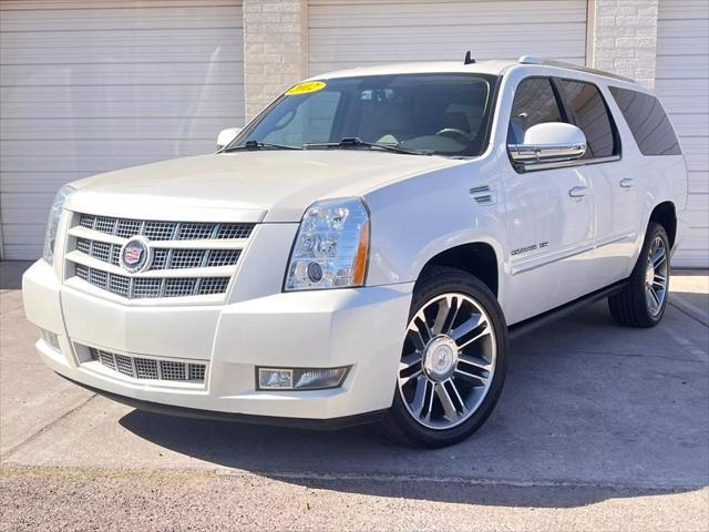 used 2012 Cadillac Escalade ESV car, priced at $14,995