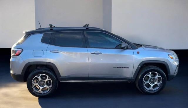 used 2022 Jeep Compass car, priced at $18,995