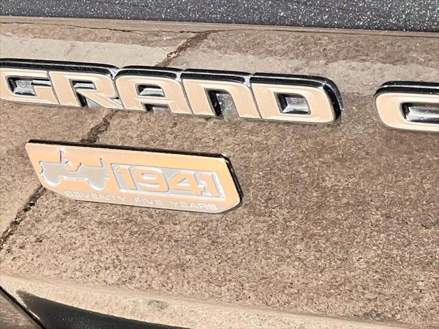 used 2016 Jeep Grand Cherokee car, priced at $14,995