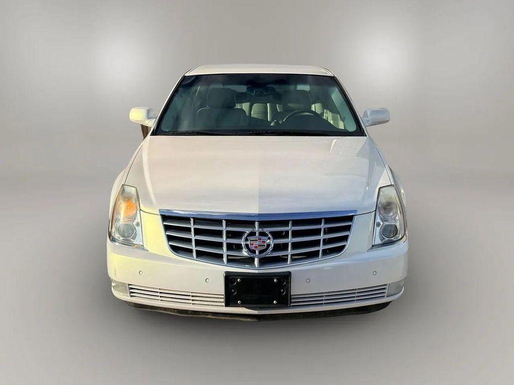used 2007 Cadillac DTS car, priced at $7,995