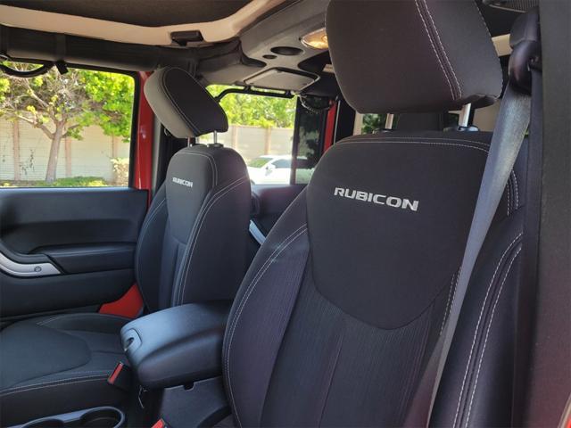 used 2015 Jeep Wrangler Unlimited car, priced at $28,995