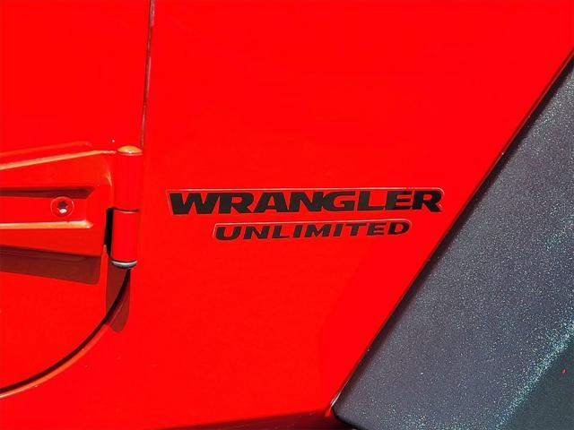 used 2015 Jeep Wrangler Unlimited car, priced at $28,995